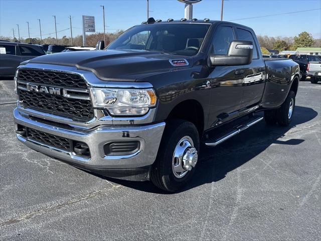 2024 RAM Ram 3500 RAM 3500 TRADESMAN CREW CAB 4X4 8 BOX
