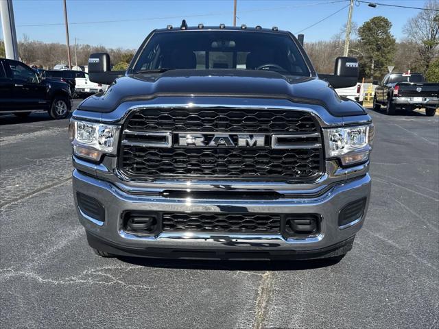 2024 RAM Ram 3500 RAM 3500 TRADESMAN CREW CAB 4X4 8 BOX