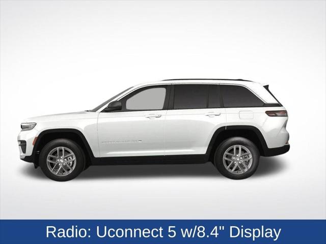 2025 Jeep Grand Cherokee GRAND CHEROKEE LAREDO X 4X4
