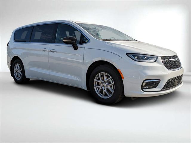2025 Chrysler Pacifica PACIFICA SELECT