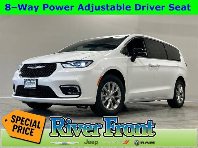 2025 Chrysler Pacifica PACIFICA SELECT AWD