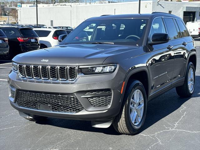 2025 Jeep Grand Cherokee GRAND CHEROKEE LAREDO X 4X2