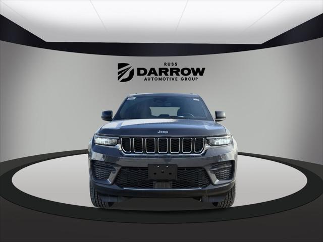 2025 Jeep Grand Cherokee GRAND CHEROKEE LAREDO X 4X4