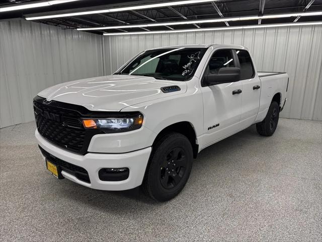 2025 RAM Ram 1500 RAM 1500 TRADESMAN QUAD CAB 4X4 64 BOX