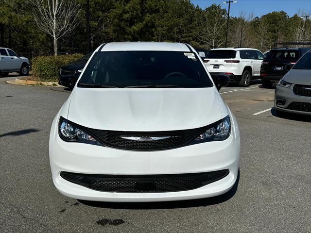 2025 Chrysler Voyager VOYAGER