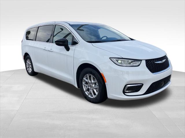 2025 Chrysler Pacifica PACIFICA SELECT