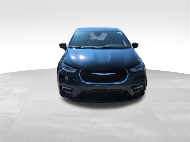 2025 Chrysler Pacifica PACIFICA SELECT