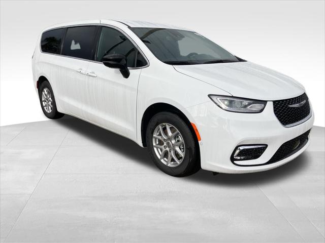 2025 Chrysler Pacifica PACIFICA SELECT