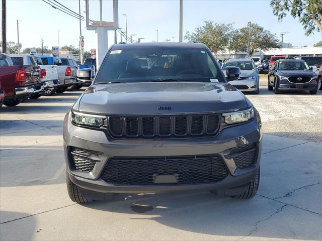 2025 Jeep Grand Cherokee GRAND CHEROKEE ALTITUDE 4X4