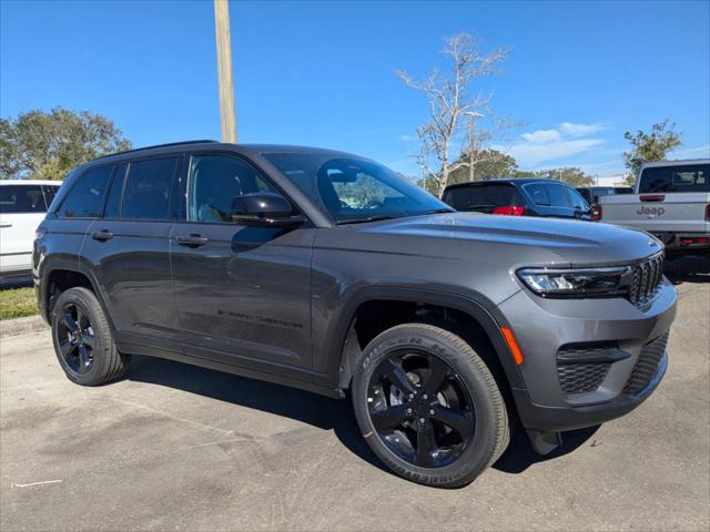 2025 Jeep Grand Cherokee GRAND CHEROKEE ALTITUDE 4X4