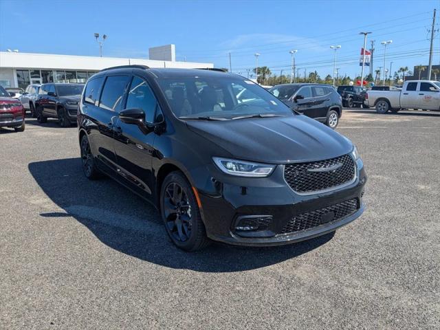 2025 Chrysler Pacifica PACIFICA LIMITED