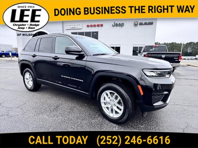 2025 Jeep Grand Cherokee GRAND CHEROKEE LAREDO X 4X4