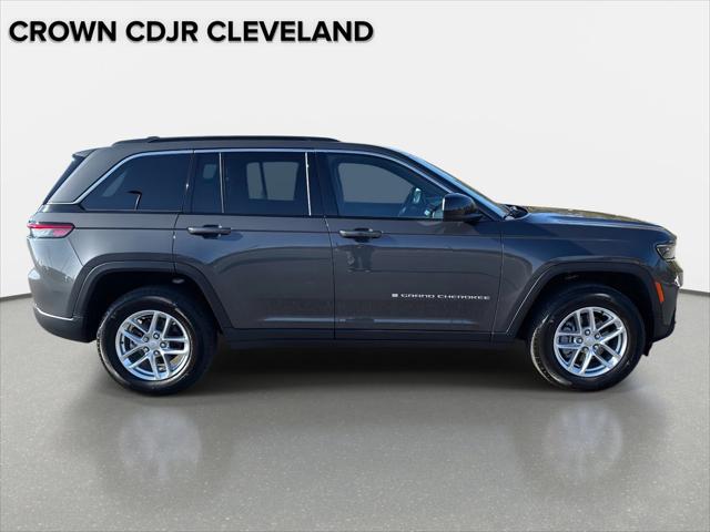 2025 Jeep Grand Cherokee Laredo X 4x4