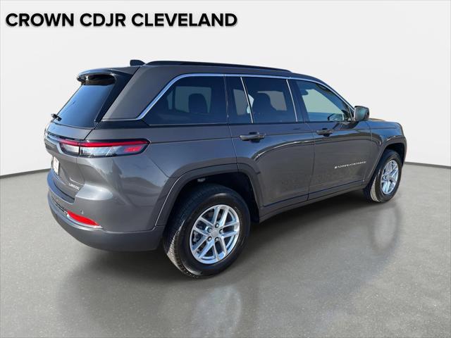 2025 Jeep Grand Cherokee Laredo X 4x4