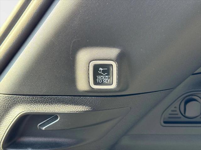 2025 Jeep Grand Cherokee Laredo X 4x4