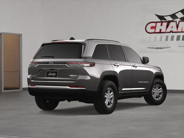 2025 Jeep Grand Cherokee GRAND CHEROKEE LAREDO 4X4