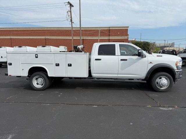 2024 RAM Ram 5500 Chassis Cab RAM 5500 TRADESMAN CHASSIS CREW CAB 4X4 84 CA
