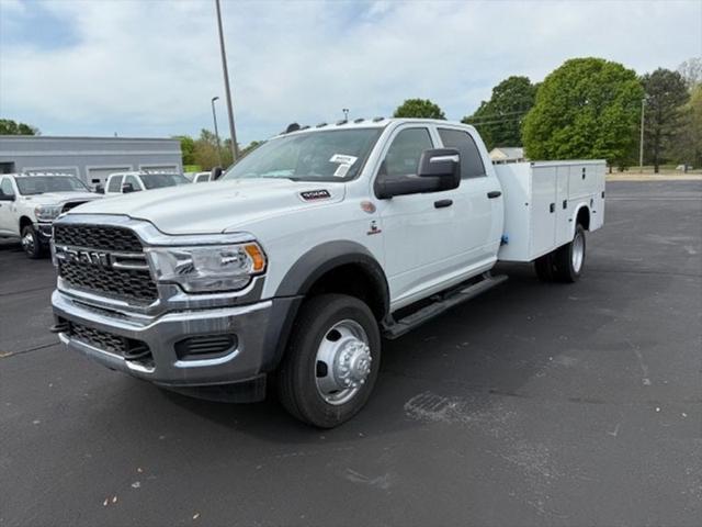 2024 RAM Ram 5500 Chassis Cab RAM 5500 TRADESMAN CHASSIS CREW CAB 4X4 84 CA