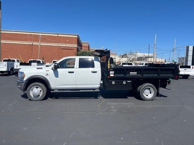 2024 RAM Ram 5500 Chassis Cab RAM 5500 TRADESMAN CHASSIS CREW CAB 4X4 84 CA