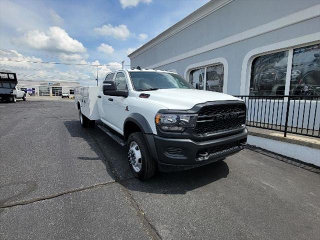 2024 RAM Ram 5500 Chassis Cab RAM 5500 TRADESMAN CHASSIS CREW CAB 4X4 84 CA