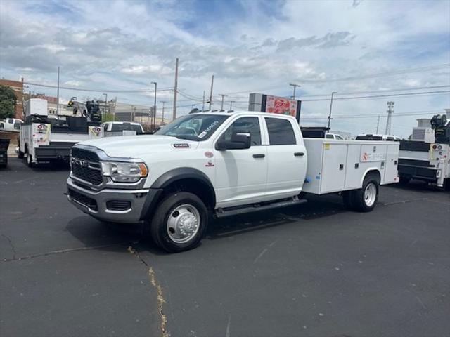 2024 RAM Ram 5500 Chassis Cab RAM 5500 TRADESMAN CHASSIS CREW CAB 4X4 84 CA