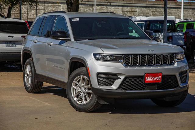 2025 Jeep Grand Cherokee GRAND CHEROKEE LAREDO X 4X2