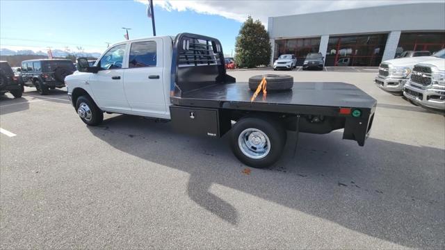 2024 RAM Ram 3500 Chassis Cab RAM 3500 TRADESMAN CREW CAB CHASSIS 4X4 60 CA