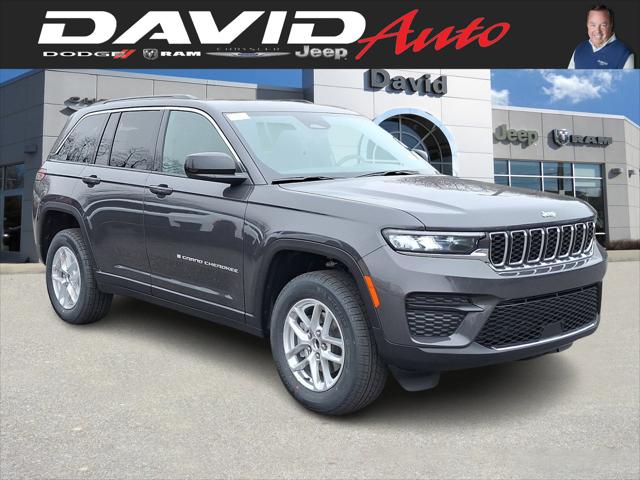 2025 Jeep Grand Cherokee GRAND CHEROKEE LAREDO X 4X4