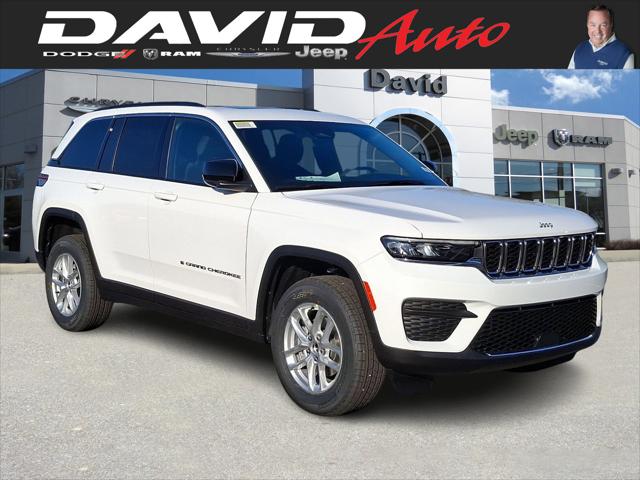 2025 Jeep Grand Cherokee GRAND CHEROKEE LAREDO X 4X4