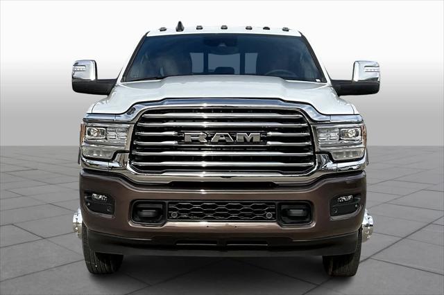 2024 RAM Ram 3500 RAM 3500 LIMITED LONGHORN CREW CAB 4X4 8 BOX