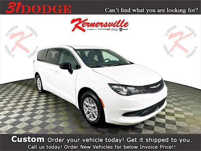 2025 Chrysler Voyager VOYAGER