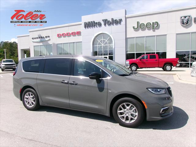 2025 Chrysler Pacifica PACIFICA SELECT