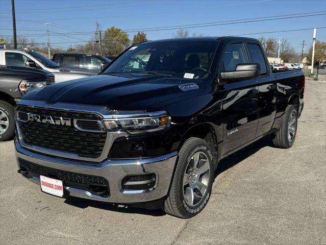 2025 RAM Ram 1500 RAM 1500 TRADESMAN QUAD CAB 4X4 64 BOX