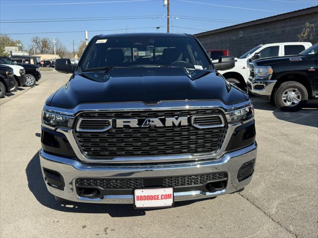 2025 RAM Ram 1500 RAM 1500 TRADESMAN QUAD CAB 4X4 64 BOX