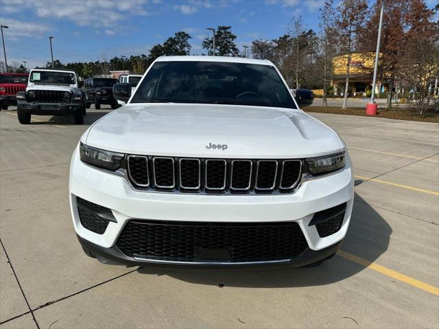 2025 Jeep Grand Cherokee GRAND CHEROKEE LAREDO X 4X2