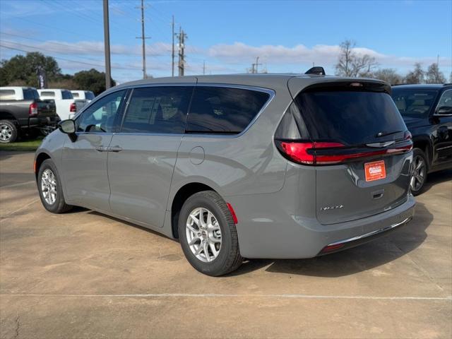 2025 Chrysler Pacifica PACIFICA SELECT