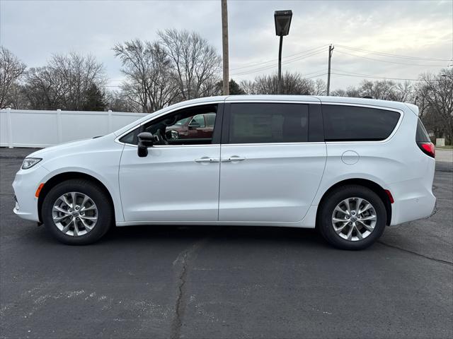 2025 Chrysler Pacifica PACIFICA SELECT AWD