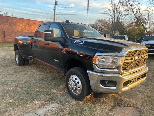 2024 RAM Ram 3500 RAM 3500 BIG HORN CREW CAB 4X4 8 BOX