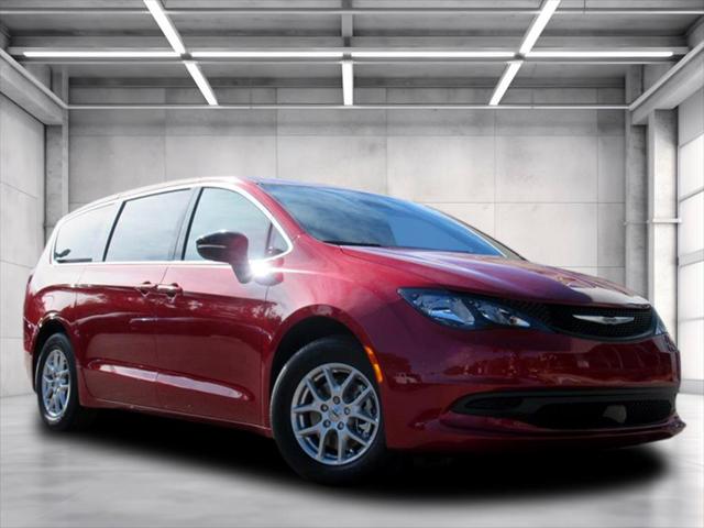 2025 Chrysler Voyager VOYAGER
