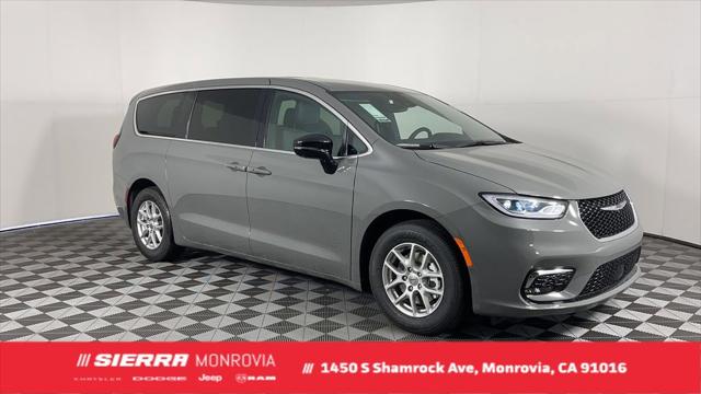 2025 Chrysler Pacifica PACIFICA SELECT