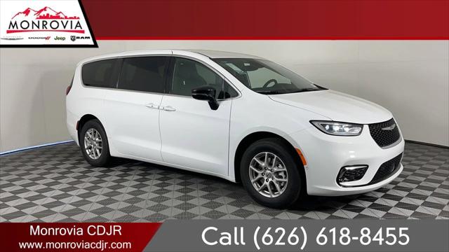 2025 Chrysler Pacifica PACIFICA SELECT