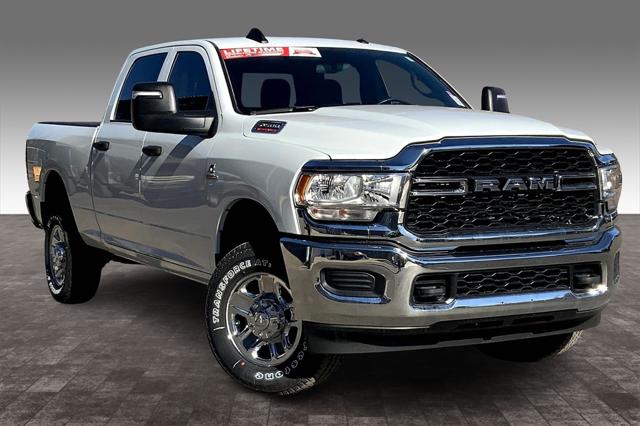 2024 RAM Ram 2500 RAM 2500 TRADESMAN CREW CAB 4X4 64 BOX