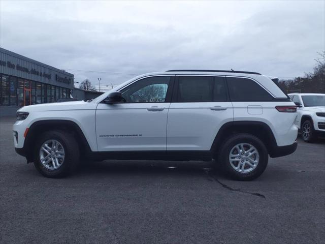 2025 Jeep Grand Cherokee GRAND CHEROKEE LAREDO 4X4