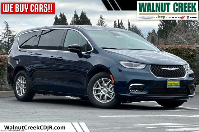 2025 Chrysler Pacifica PACIFICA SELECT