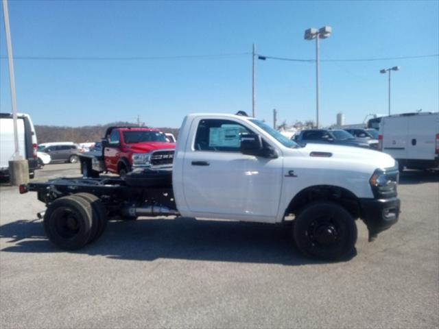 2024 RAM Ram 3500 Chassis Cab RAM 3500 TRADESMAN CHASSIS REGULAR CAB 4X4 60 CA