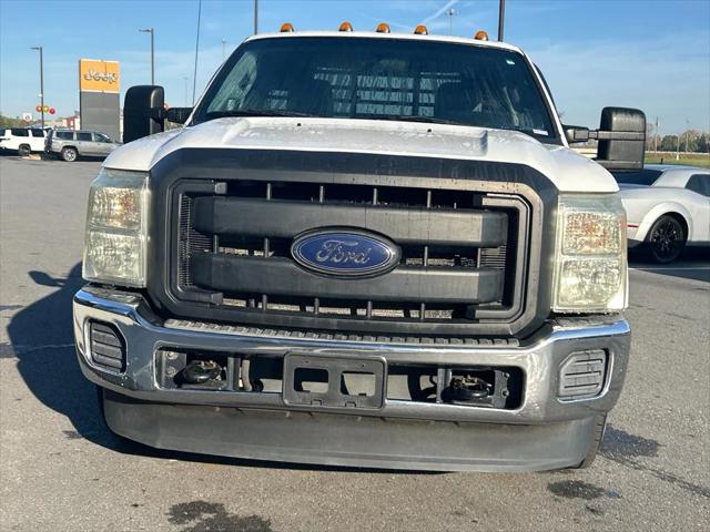 2014 Ford F-350 Chassis XL