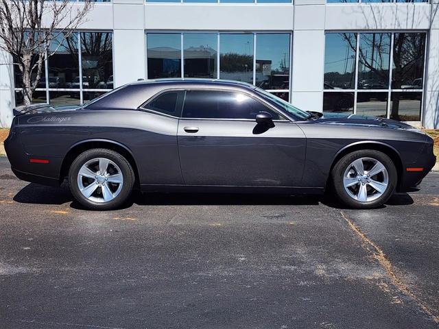 2022 Dodge Challenger SXT