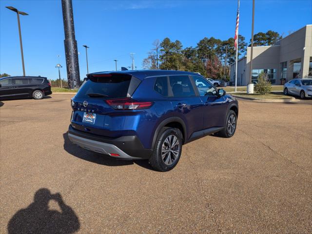 2023 Nissan Rogue SV FWD