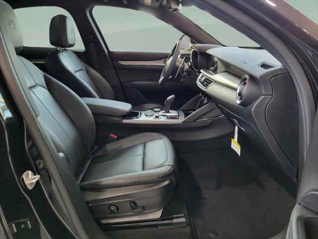 2025 Alfa Romeo Stelvio Sprint AWD