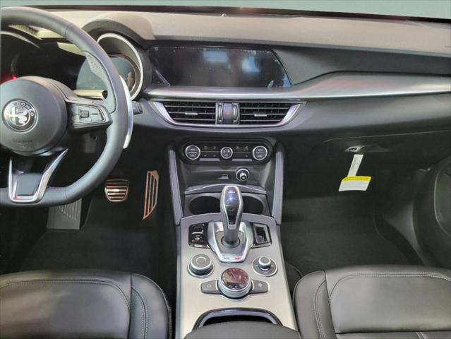 2025 Alfa Romeo Stelvio Sprint AWD